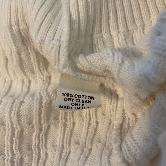 Tricots St Raphael White Men’s Sweater. Like New! - Picture 4 of 5